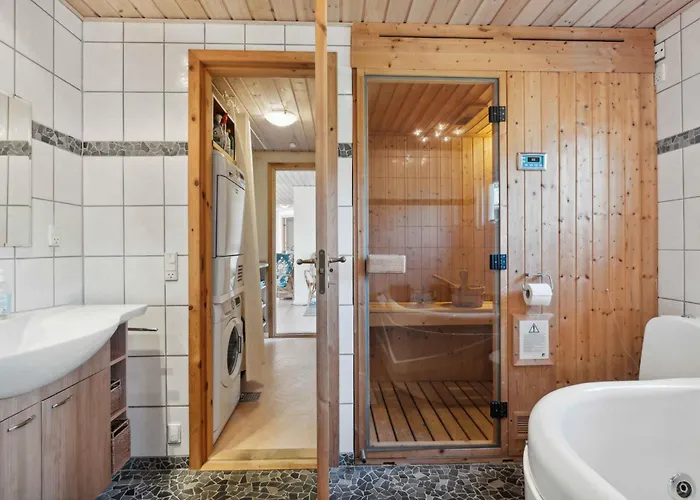 Ferienhaus Lovely With View Of The Limfjord